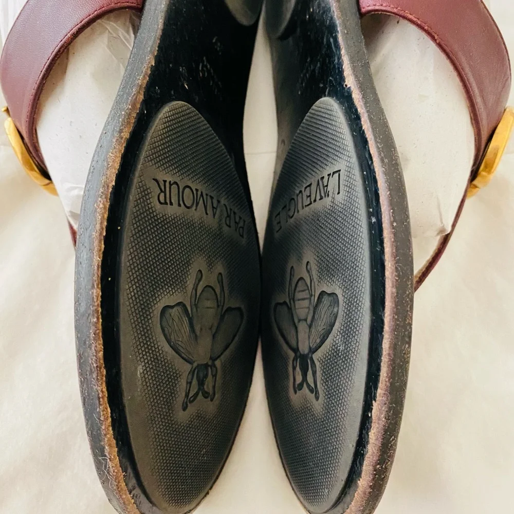 Authentic Gucci Sandals - Picture 8 of 12